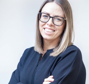 Clare Quinlan Headshot